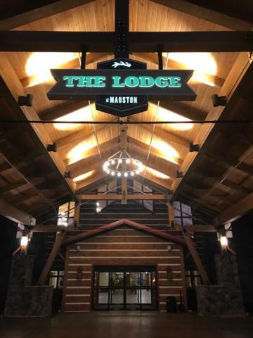 The Lodge At Mauston Extérieur photo